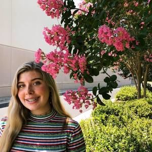 Meet your Posher, Lauren